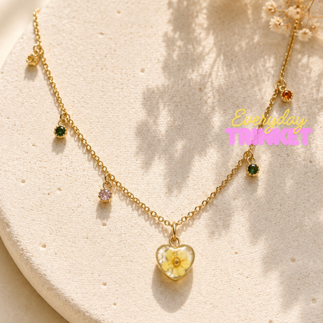 Little Narcissus Heart Necklace