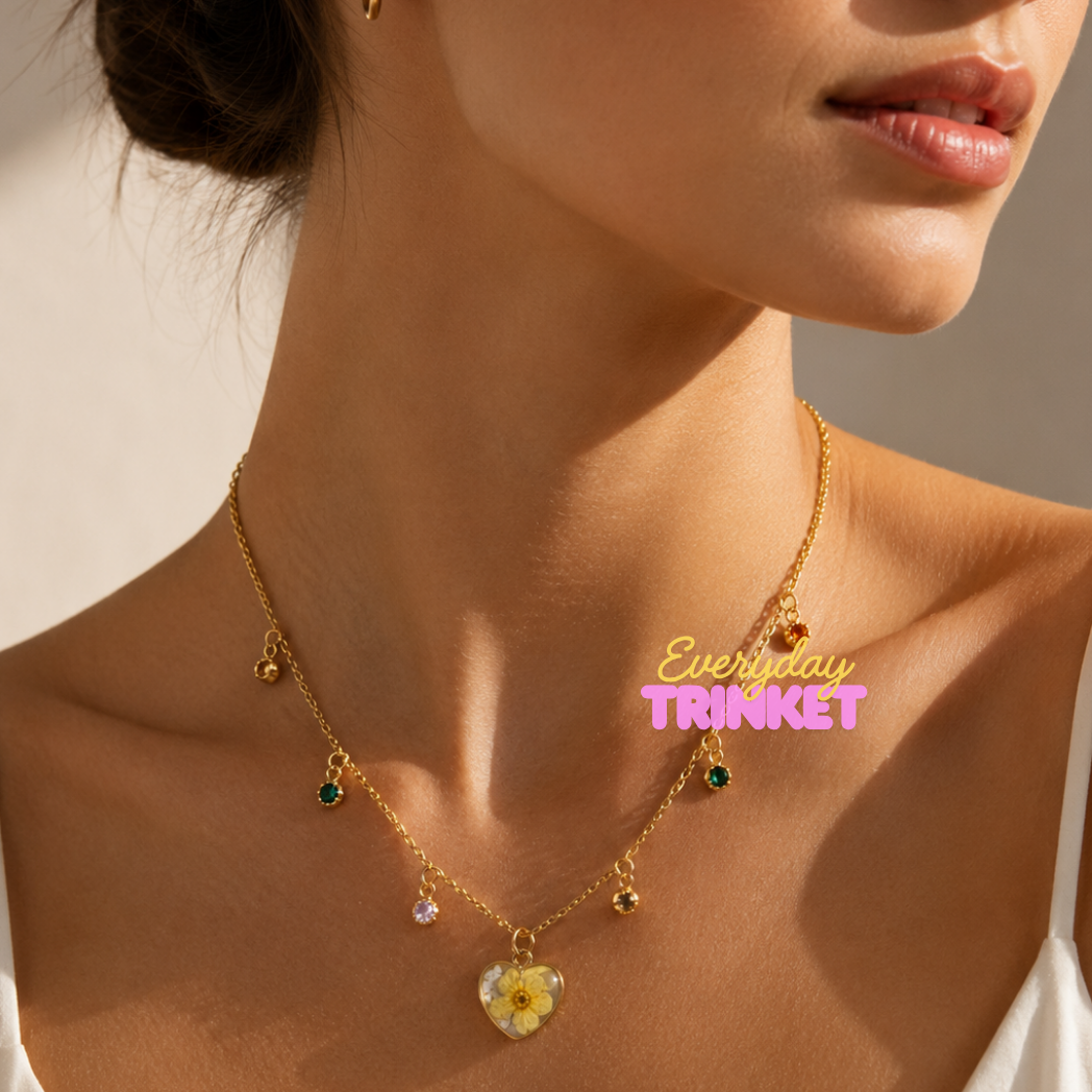 Little Narcissus Heart Necklace